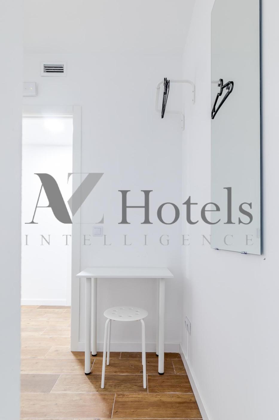 Ayz Luis Cabrera-Auto Check-In Property Madrid Exterior foto