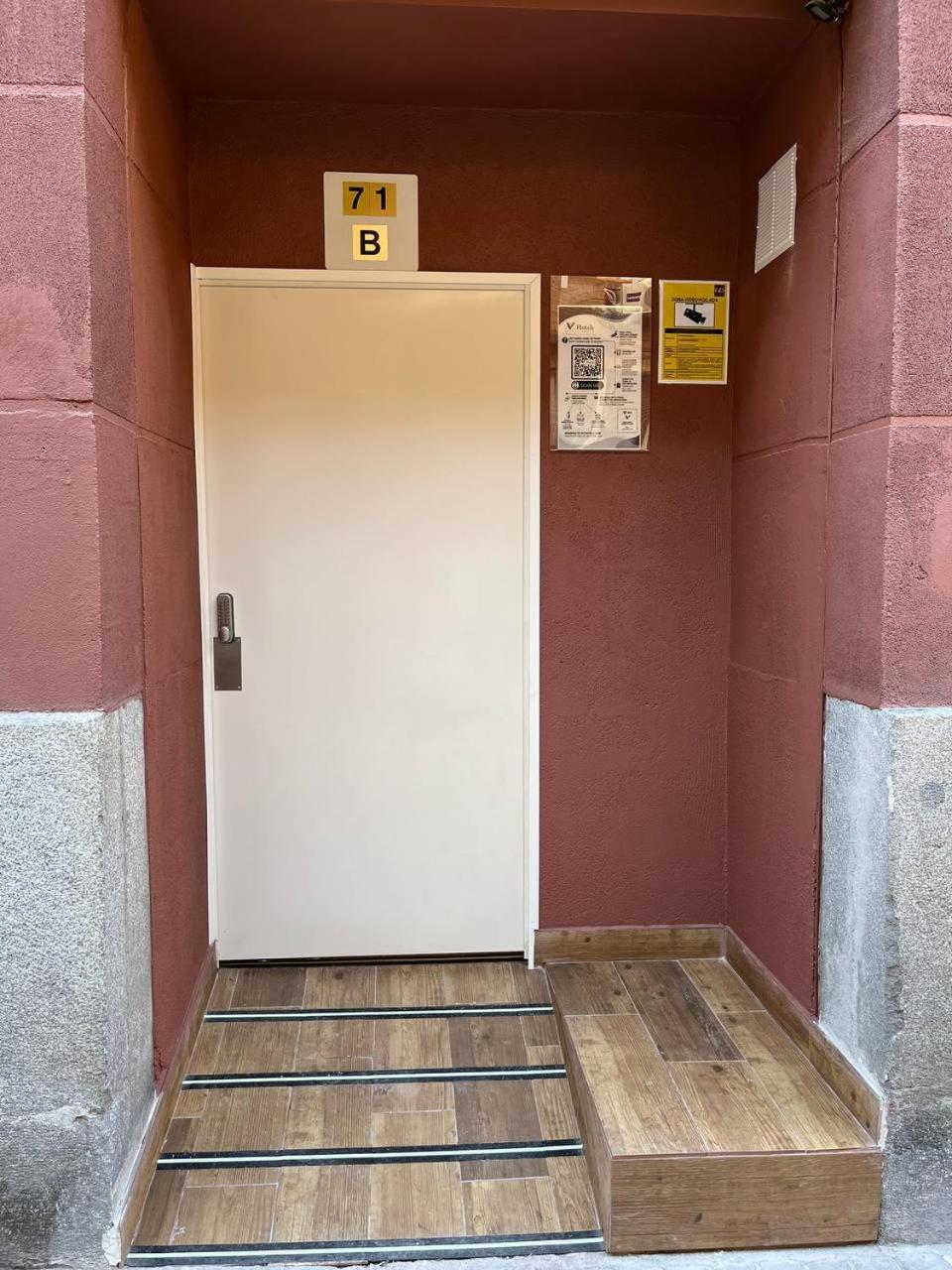 Ayz Luis Cabrera-Auto Check-In Property Madrid Exterior foto